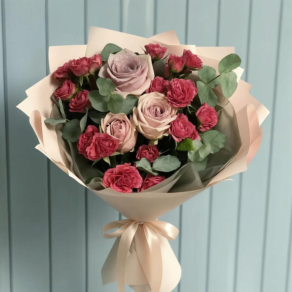 Букет цветов из: Гвоздики и Розы в Бутырке