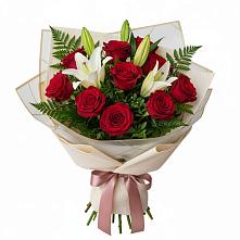 Букет цветов из:  Лилии и Розы в Бутырке