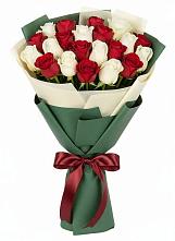 Букет Микс из красных и белых роз #REPLACE_PRED# Бутырке