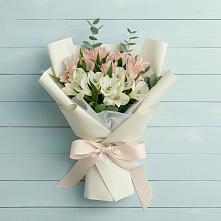 Букет цветов из:  Альстромерии в Бутырке