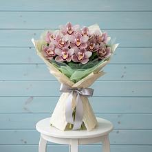 Букет цветов из:  Орхидеи и Розы в Бутырке
