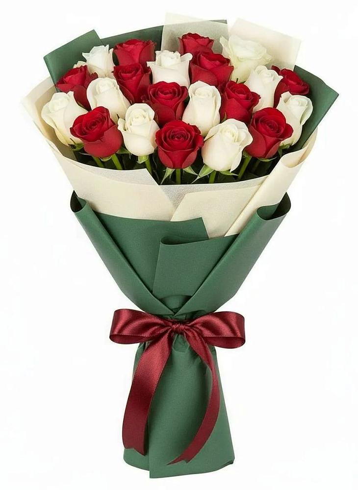 Букет Микс из красных и белых роз в Бутырке