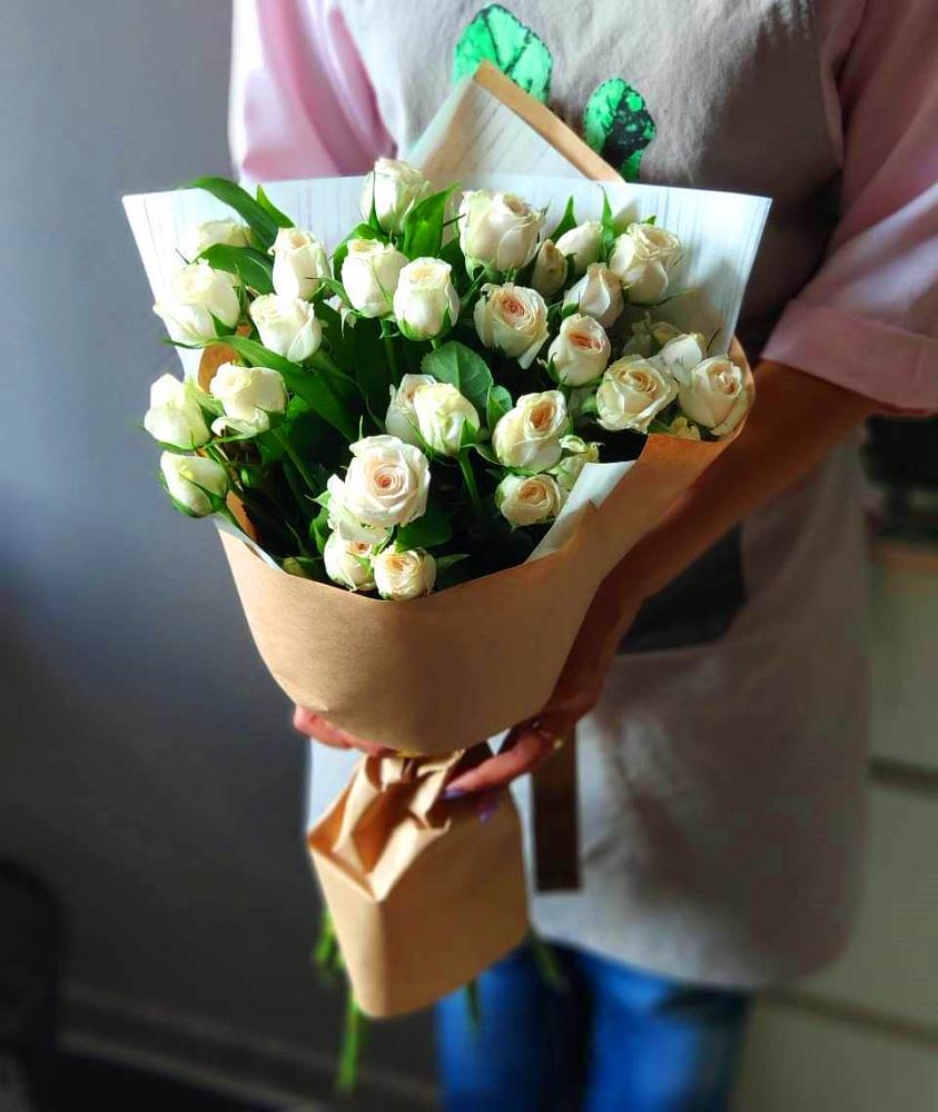 Букет цветов из: Розы в Бутырке