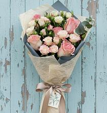 Букет цветов из:  Розы в Бутырке