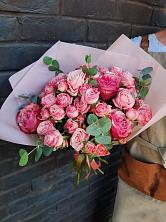 Букет цветов из:  Розы в Бутырке