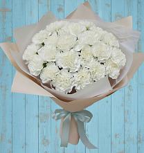 Букет цветов из:  Гвоздики в Бутырке