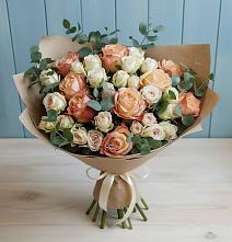 Букет цветов из:  Альстромерии и Розы в Бутырке