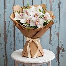 Букет цветов из:  Орхидеи и Розы в Бутырке