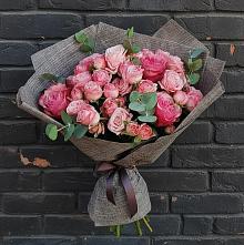 Букет цветов из:  Розы в Бутырке